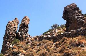 Lava pillars either side of a kalderimi