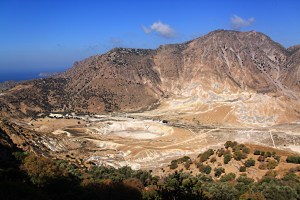 From the top of the path  to the crater from Nikia, 