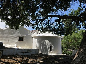 ... with its shady courtyard