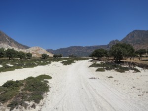Reaching the floor of the caldera, at the western end blindingly white